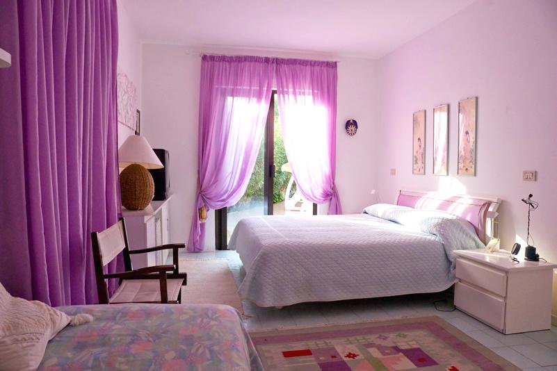 purple walls pink curtains purple color room with matching drapes rug interior design apprentice jobs