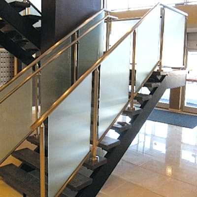 plexiglass stair railing is the number to call for top glass professionals
