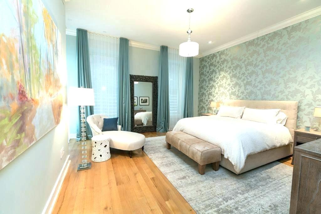 light hardwood floors wall color master bedroom foyer light hardwood floors wall color oak master bedrooms with wood this bedroom fills
