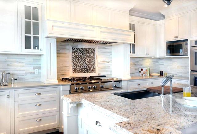 modern kitchen backsplash with white cabinets example of a large transitional u shaped medium tone wood floor eat in kitchen